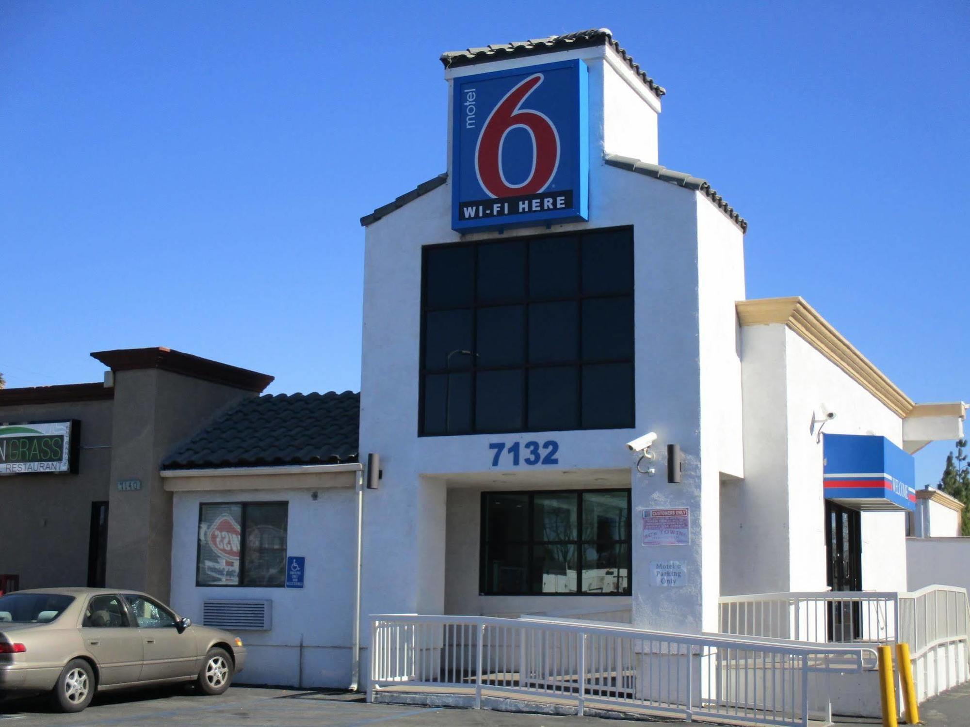 Motel 6-Canoga Park, Ca Лос-Анджелес Экстерьер фото